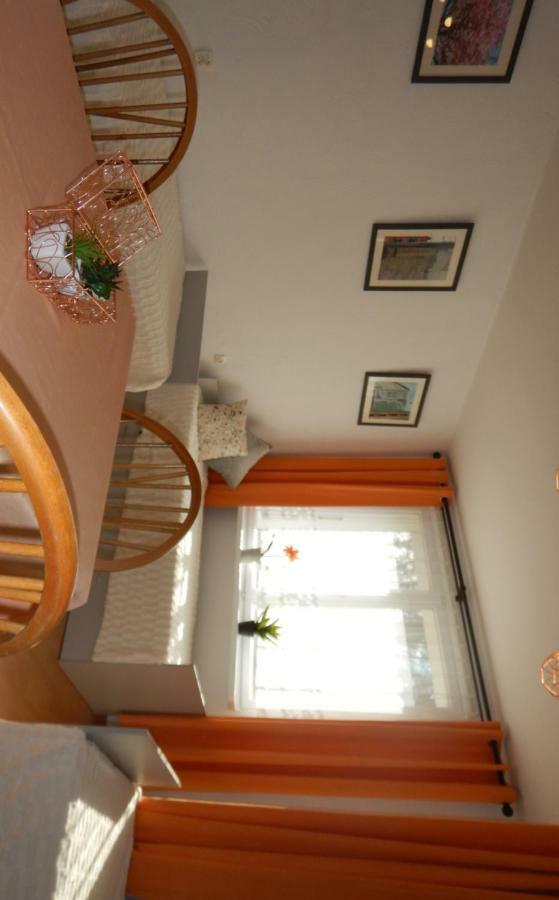 Appartement Apartament Piastowska à Kamienna Gora Extérieur photo